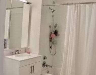 West 57th Street - Photo Thumbnail 8