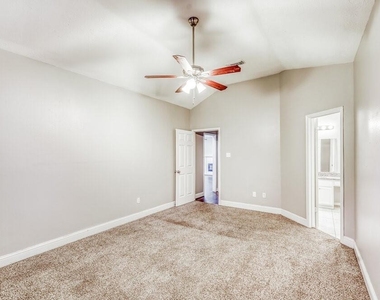 15303 Goodman Street - Photo Thumbnail 7