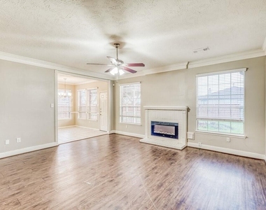 15303 Goodman Street - Photo Thumbnail 2