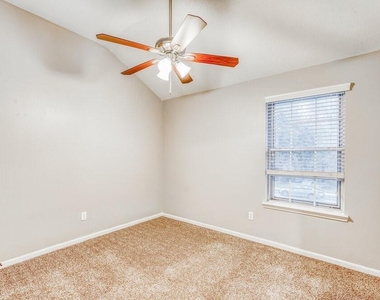 15303 Goodman Street - Photo Thumbnail 10