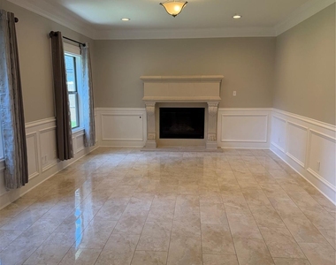 1523 Glen Oaks Drive - Photo Thumbnail 19