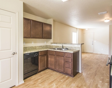 3631 Apache Meadows Drive - Photo Thumbnail 4
