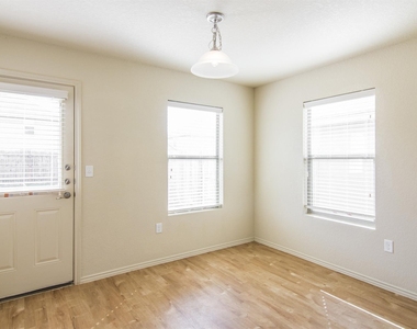 3631 Apache Meadows Drive - Photo Thumbnail 9