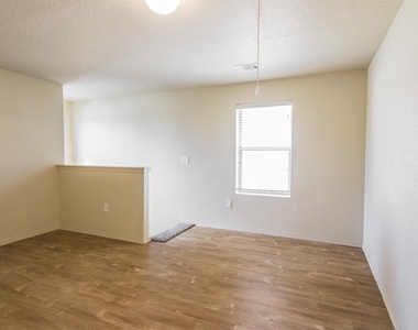 3631 Apache Meadows Drive - Photo Thumbnail 14
