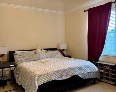 30723 Legends Ridge Dr - Photo Thumbnail 5