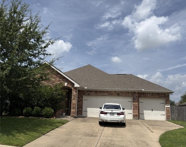 30723 Legends Ridge Dr - Photo Thumbnail 3