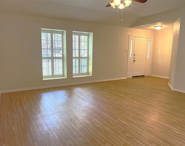 3307 Golden Willow Drive - Photo Thumbnail 3