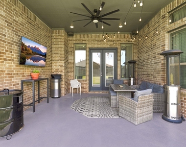 531 Santa Rosa Hills Drive - Photo Thumbnail 44