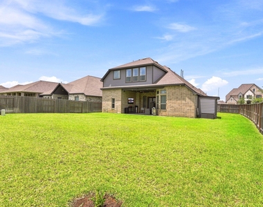 531 Santa Rosa Hills Drive - Photo Thumbnail 46
