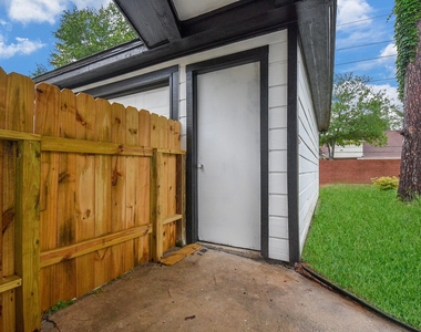 15814 Winding Moss Drive - Photo Thumbnail 44