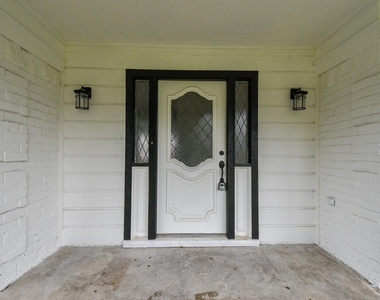 15814 Winding Moss Drive - Photo Thumbnail 4
