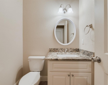 430 Pecore Street - Photo Thumbnail 13