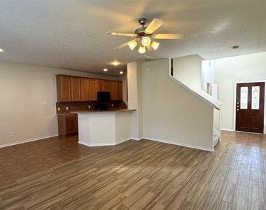 11515 Jacinth Court - Photo Thumbnail 7