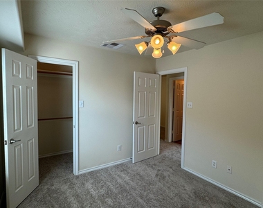 11515 Jacinth Court - Photo Thumbnail 32