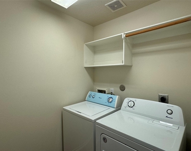 11515 Jacinth Court - Photo Thumbnail 34