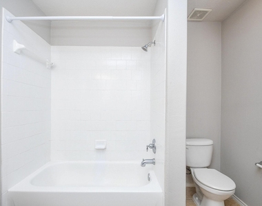 30406 Mesa Valley Drive - Photo Thumbnail 17