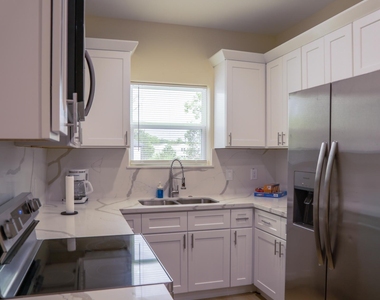 6743 Madrid Street - Photo Thumbnail 4