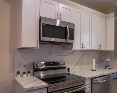 6743 Madrid Street - Photo Thumbnail 5