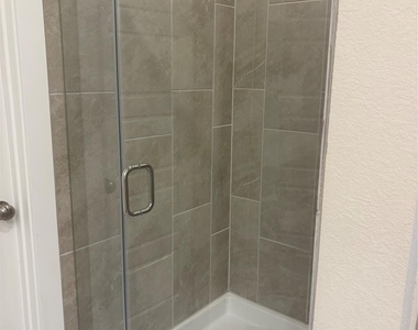 10534 Preserve Way - Photo Thumbnail 15
