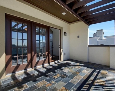 1120 Columbus Street - Photo Thumbnail 14