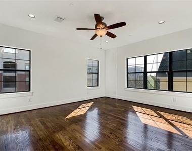 1120 Columbus Street - Photo Thumbnail 7