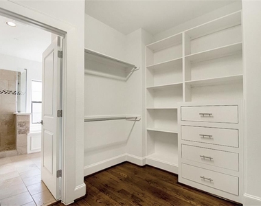 1120 Columbus Street - Photo Thumbnail 10