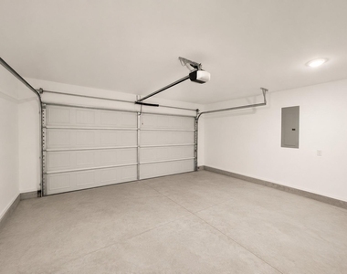 3004 Pintail Green Drive - Photo Thumbnail 24