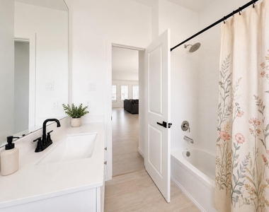 3004 Pintail Green Drive - Photo Thumbnail 20