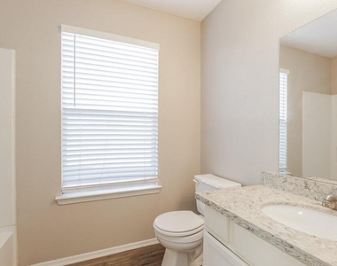 1139 Verde Trails Drive - Photo Thumbnail 9