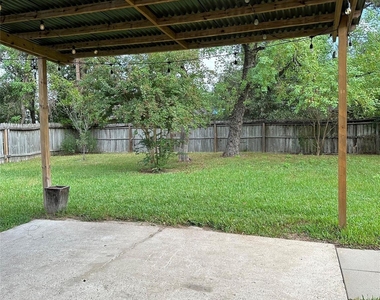 2414 Manila Lane - Photo Thumbnail 15