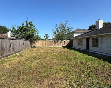 12435 Chalmette Street - Photo Thumbnail 35