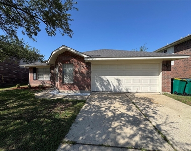 12435 Chalmette Street - Photo Thumbnail 4