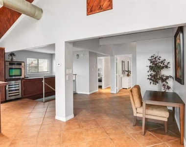 2302 Ave Avenue N - Photo Thumbnail 10