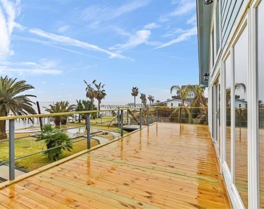 2302 Ave Avenue N - Photo Thumbnail 16