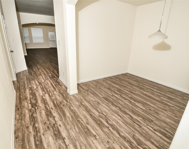 29626 Woodsons Shore Drive - Photo Thumbnail 5