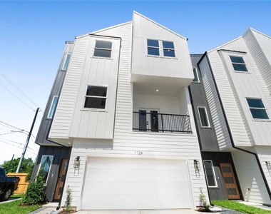 1120 Hogan Street - Photo Thumbnail 1