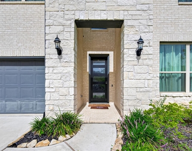 3180 Stingray Cove Drive - Photo Thumbnail 4