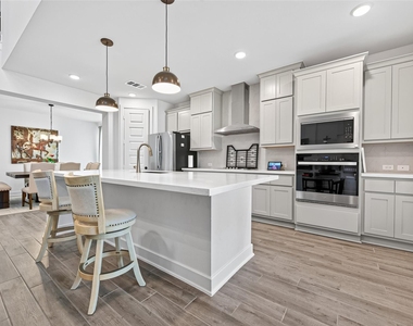 3180 Stingray Cove Drive - Photo Thumbnail 11