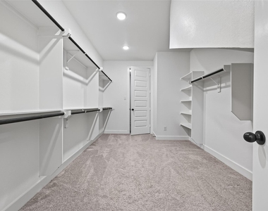 3180 Stingray Cove Drive - Photo Thumbnail 30