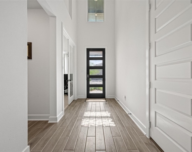 3180 Stingray Cove Drive - Photo Thumbnail 5