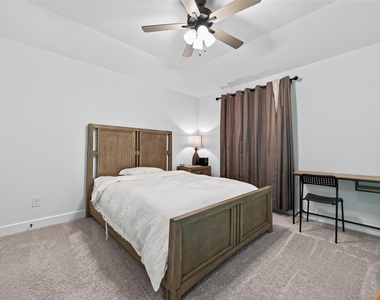 3180 Stingray Cove Drive - Photo Thumbnail 41
