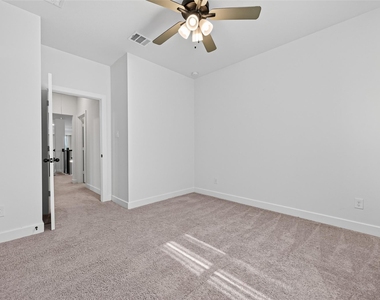 3180 Stingray Cove Drive - Photo Thumbnail 40
