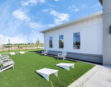 2020 Grandway Drive - Photo Thumbnail 26