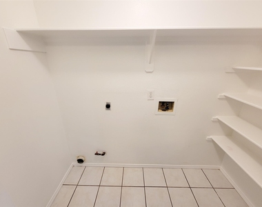 8747 Fondren Village - Photo Thumbnail 20
