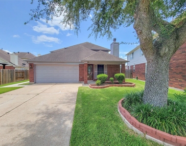 8747 Fondren Village - Photo Thumbnail 3