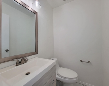 8747 Fondren Village - Photo Thumbnail 35