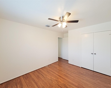 8747 Fondren Village - Photo Thumbnail 43