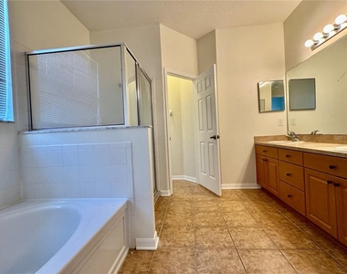 13052 Terrace Springs Drive - Photo Thumbnail 16