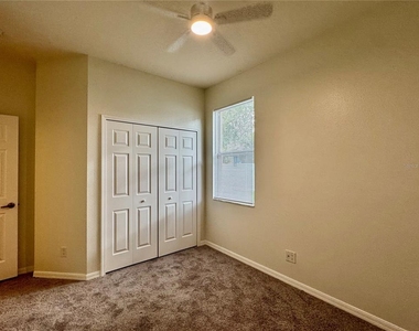 13052 Terrace Springs Drive - Photo Thumbnail 9