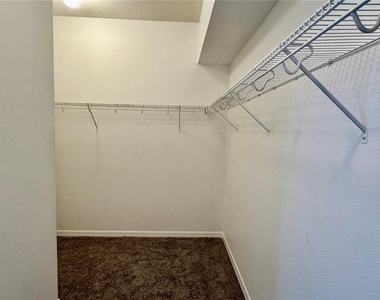 13052 Terrace Springs Drive - Photo Thumbnail 17
